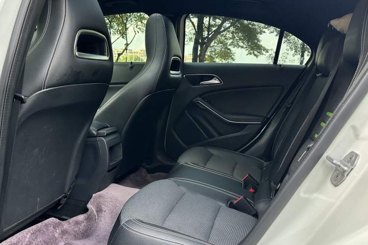 Used Mercedes-Benz A-Class 2017 Revised A 200 Dynamic Edition Interior 3
