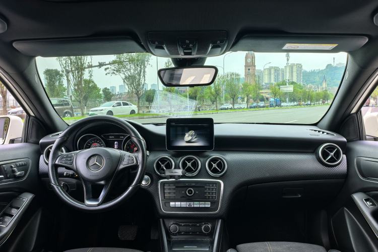 Used Mercedes-Benz A-Class 2017 A 200 Fashion Model Interior 4