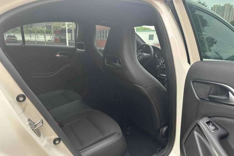 Used Mercedes-Benz A-Class 2017 Revised A 180 Interior 4