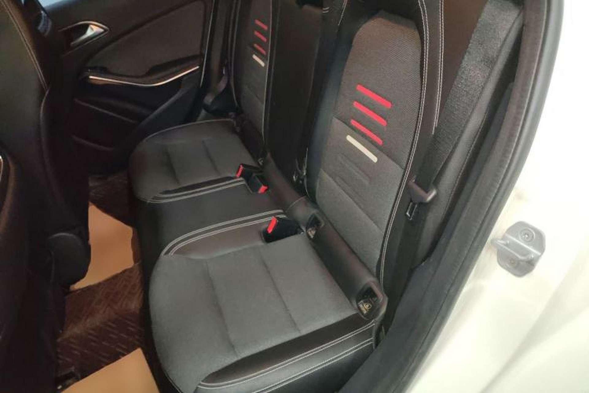 Used Mercedes-Benz A-Class 2017 Revised A 200 Dynamic Edition Interior 4