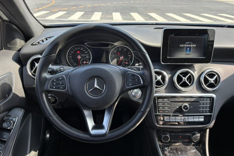 Used Mercedes-Benz A-Class 2017 Revised A 200 Dynamic Edition Interior 4
