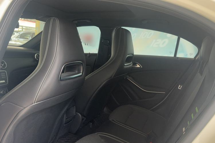 Used Mercedes-Benz A-Class 2017 Revised A 180 Interior 5