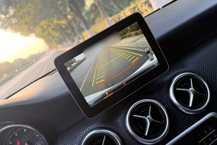 Used Mercedes-Benz A-Class 2017 A 200 Fashion Model Interior 6