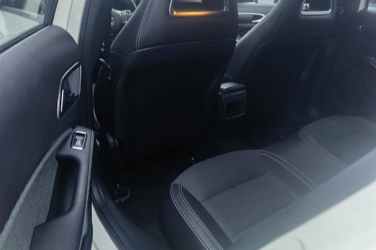 Used Mercedes-Benz A-Class 2017 Revised A 200 Dynamic Edition Interior 6