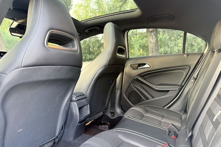 Used Mercedes-Benz A-Class 2017 A 200 Fashion Model Interior 8