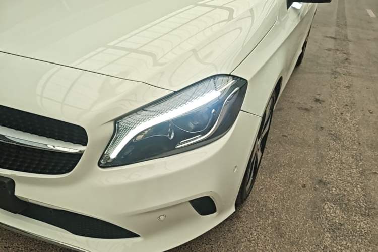 Used Mercedes-Benz A-Class 2017 A 200 Fashion Model Left Front Headlight