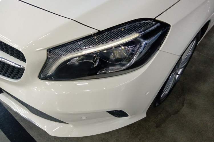 Used Mercedes-Benz A-Class 2017 A 200 Dynamic Edition Left Front Headlight