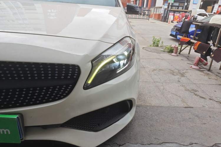 Used Mercedes-Benz A-Class 2017 A 200 Sport Left Front Headlight
