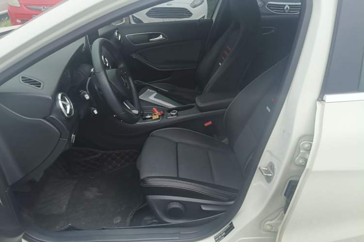 Used Mercedes-Benz A-Class 2017 Revised A 200 Dynamic Edition Left Front Seat