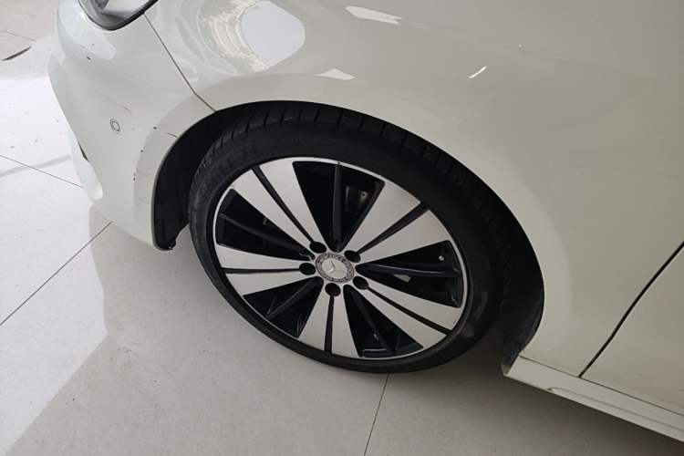 Used Mercedes-Benz A-Class 2017 A 200 Sport Left Front Wheel Hub