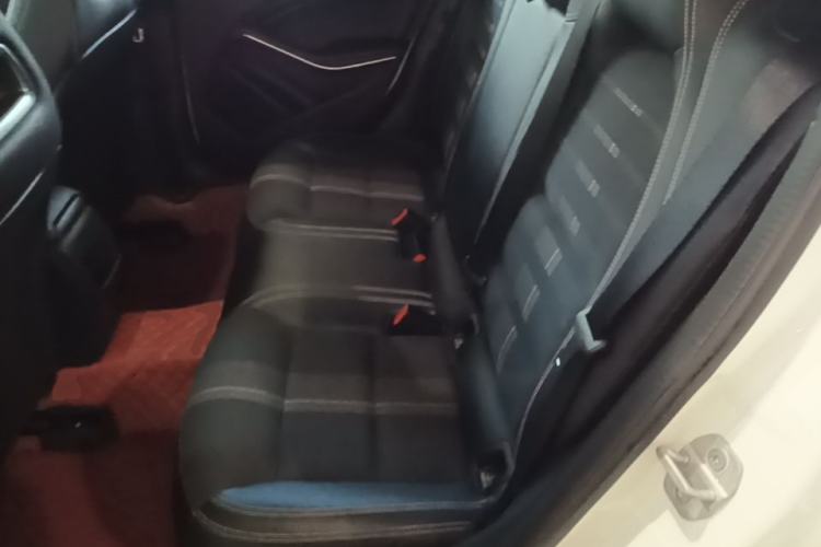 Used Mercedes-Benz A-Class 2017 Revised Version A 200 Fashion Edition Left Rear Seat