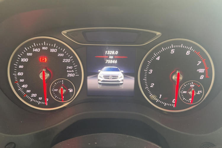 Used Mercedes-Benz A-Class 2017 Revised A 180 Odometer Close Up