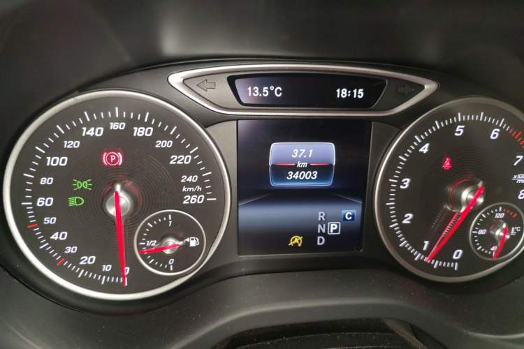 Used Mercedes-Benz A-Class 2017 A 200 Dynamic Edition Odometer Close Up