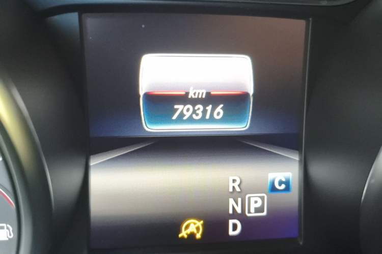 Used Mercedes-Benz A-Class 2017 Revised Version A 200 Fashion Edition Odometer Close Up