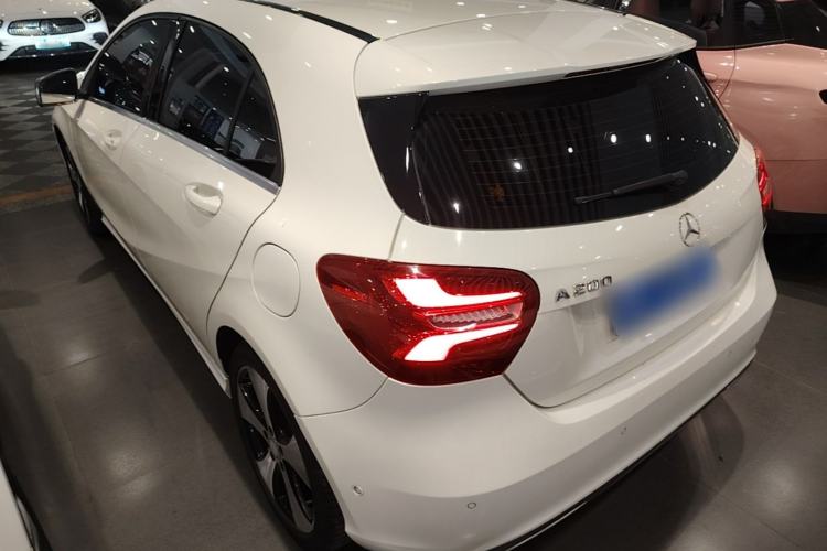 Used Mercedes-Benz A-Class 2017 A 200 Fashion Model Rear Left 45 Deg