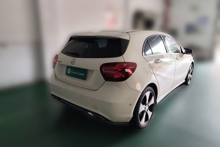 Used Mercedes-Benz A-Class 2017 Revised Version A 200 Fashion Edition Rear Right 45 Deg