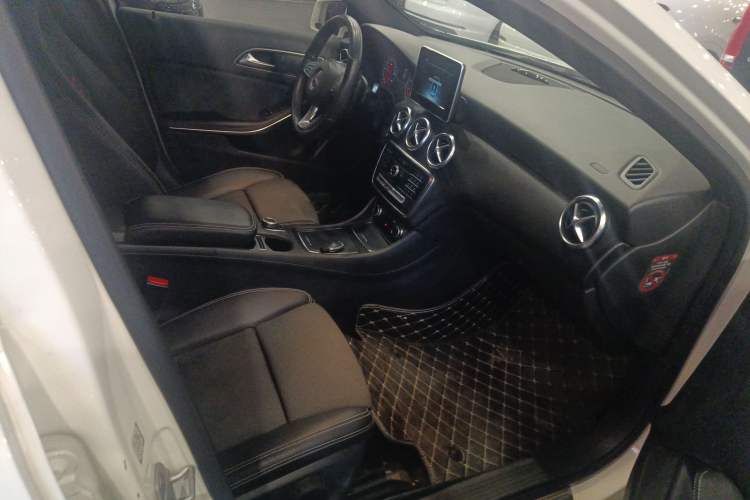 Used Mercedes-Benz A-Class 2017 Revised A 200 Dynamic Edition Right Front Seat