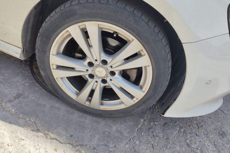 Used Mercedes-Benz A-Class 2017 A 200 Dynamic Edition Right Front Wheel Hub