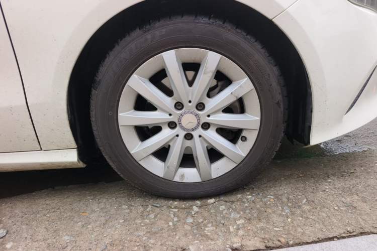 Used Mercedes-Benz A-Class 2017 A 180 Right Front Wheel Hub