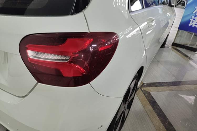Used Mercedes-Benz A-Class 2017 A 200 Dynamic Edition Right Rear Taillight