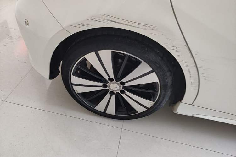 Used Mercedes-Benz A-Class 2017 A 200 Sport Right Rear Wheel Hub