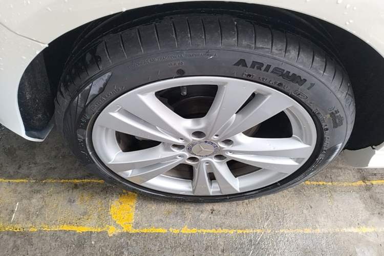 Used Mercedes-Benz A-Class 2017 A 200 Dynamic Edition Right Rear Wheel Hub