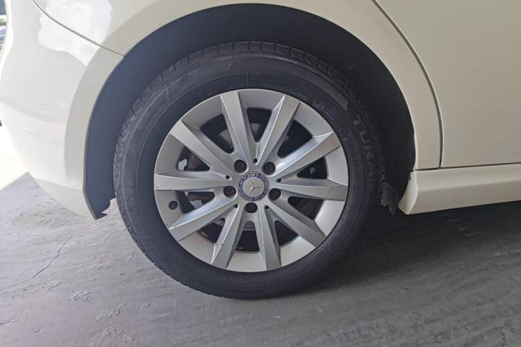 Used Mercedes-Benz A-Class 2017 A 180 Right Rear Wheel Hub