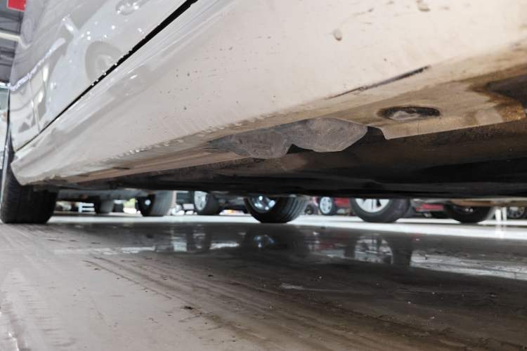 Used Mercedes-Benz A-Class 2017 Revised A 200 Dynamic Edition Right Side Sill