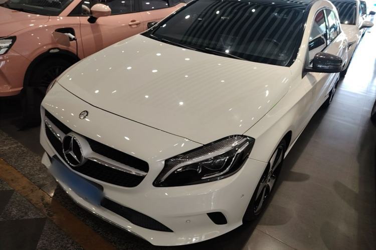 Used Mercedes-Benz A-Class 2017 A 200 Fashion Model Guazi used car, China used car export, Used car for sale, Used  cars, Cheapest cars for sale