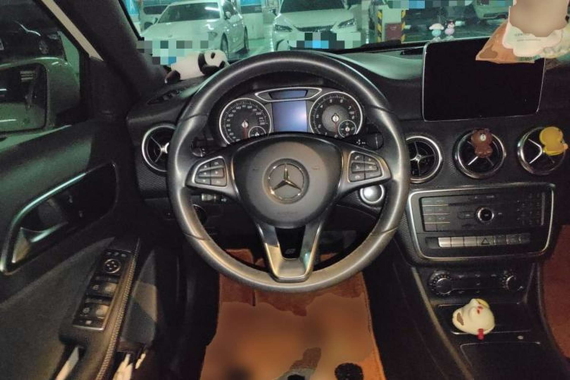 Used Mercedes-Benz A-Class 2017 Revised A 200 Dynamic Edition Steering Wheel