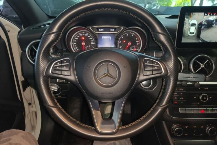 Used Mercedes-Benz A-Class 2017 A 200 Fashion Model Steering Wheel