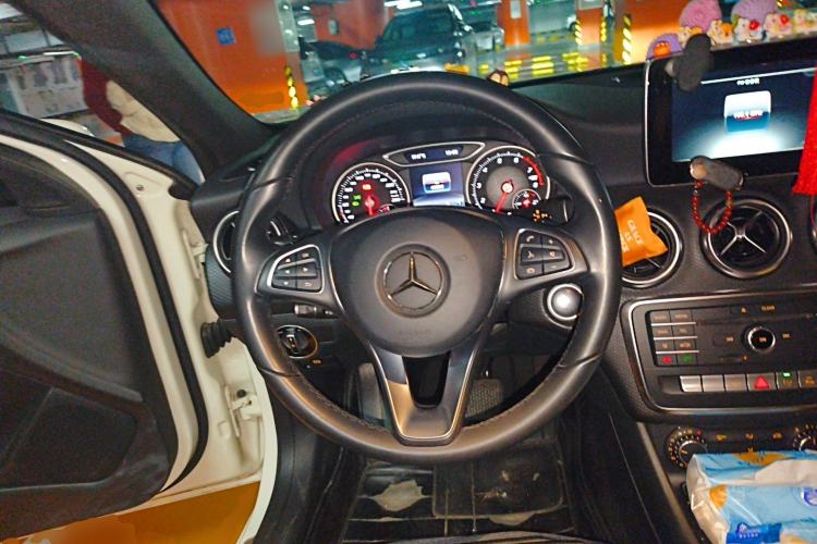 Used Mercedes-Benz A-Class 2017 A 200 Dynamic Edition Steering Wheel
