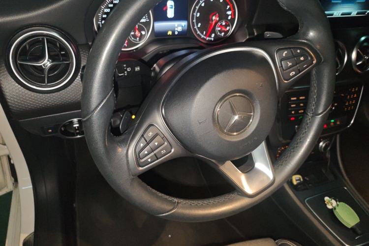 Used Mercedes-Benz A-Class 2017 A 200 Dynamic Edition Steering Wheel
