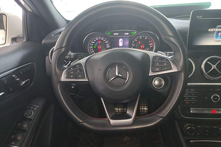 Used Mercedes-Benz A-Class 2017 A 200 Sport Steering Wheel