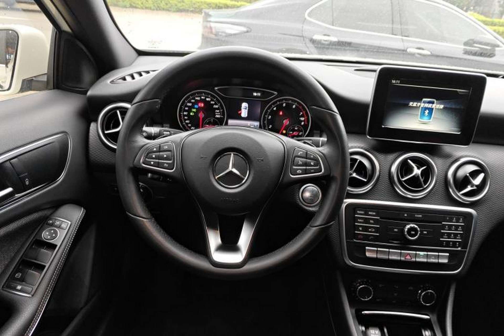 Used Mercedes-Benz A-Class 2017 Revised A 200 Dynamic Edition Steering Wheel