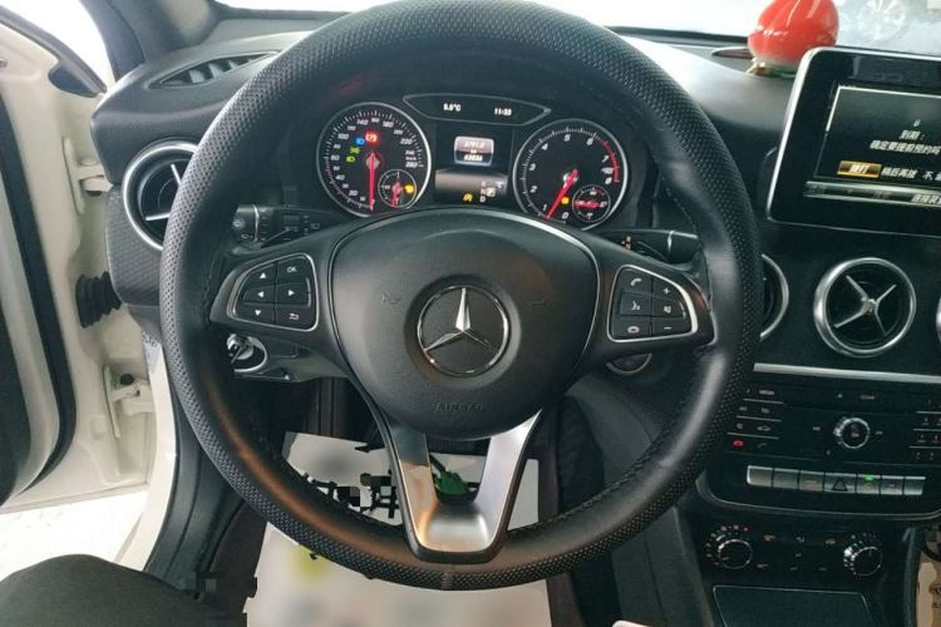 Used Mercedes-Benz A-Class 2017 Revised A 200 Dynamic Edition Steering Wheel