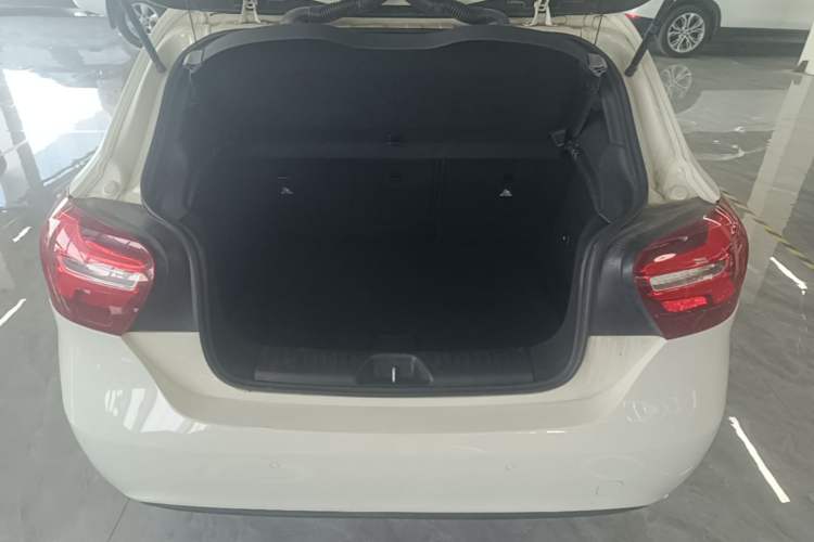 Used Mercedes-Benz A-Class 2017 Revised A 200 Dynamic Edition Trunk