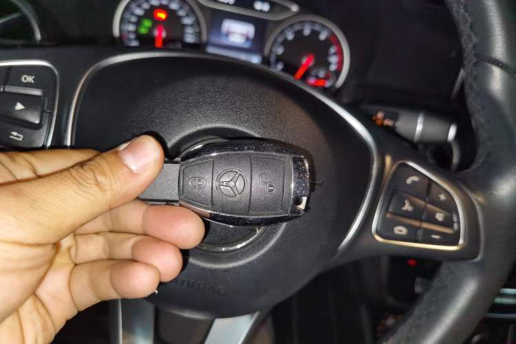 Used Mercedes-Benz A-Class 2017 A 200 Dynamic Edition Vehicle Key