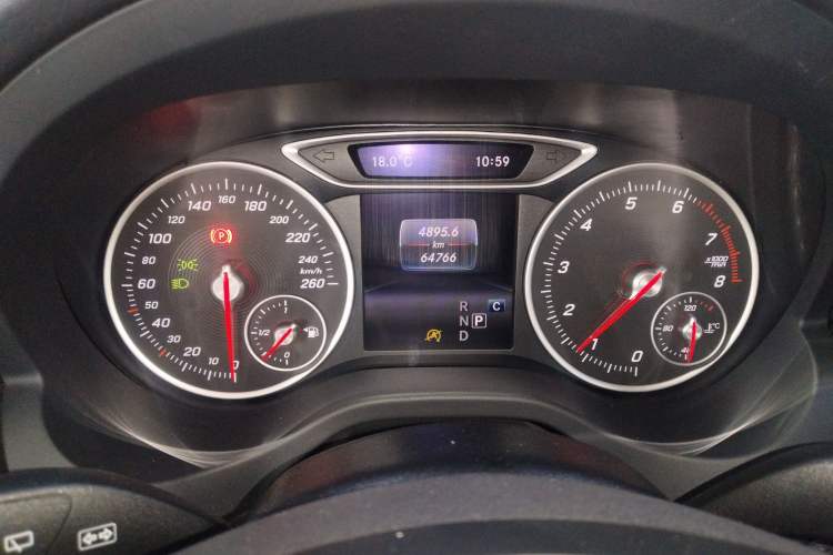 Used Mercedes-Benz A-Class 2018 A 180 Instrument Cluster