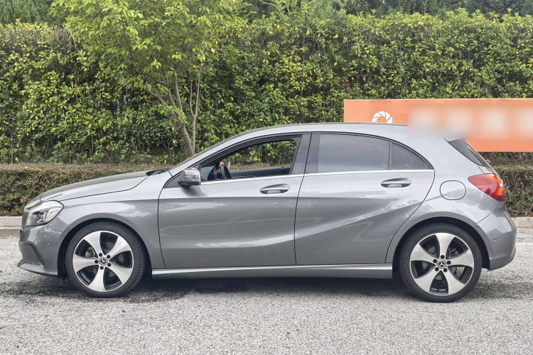 Used Mercedes-Benz A-Class 2018 A 200 Fashion Model Exterior 5