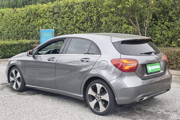 Used Mercedes-Benz A-Class 2018 A 200 Fashion Model Exterior 6