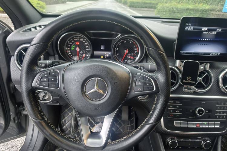 Used Mercedes-Benz A-Class 2018 A 200 Fashion Model Interior 4