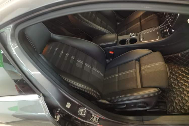 Used Mercedes-Benz A-Class 2018 A 200 Fashion Model Right Front Seat