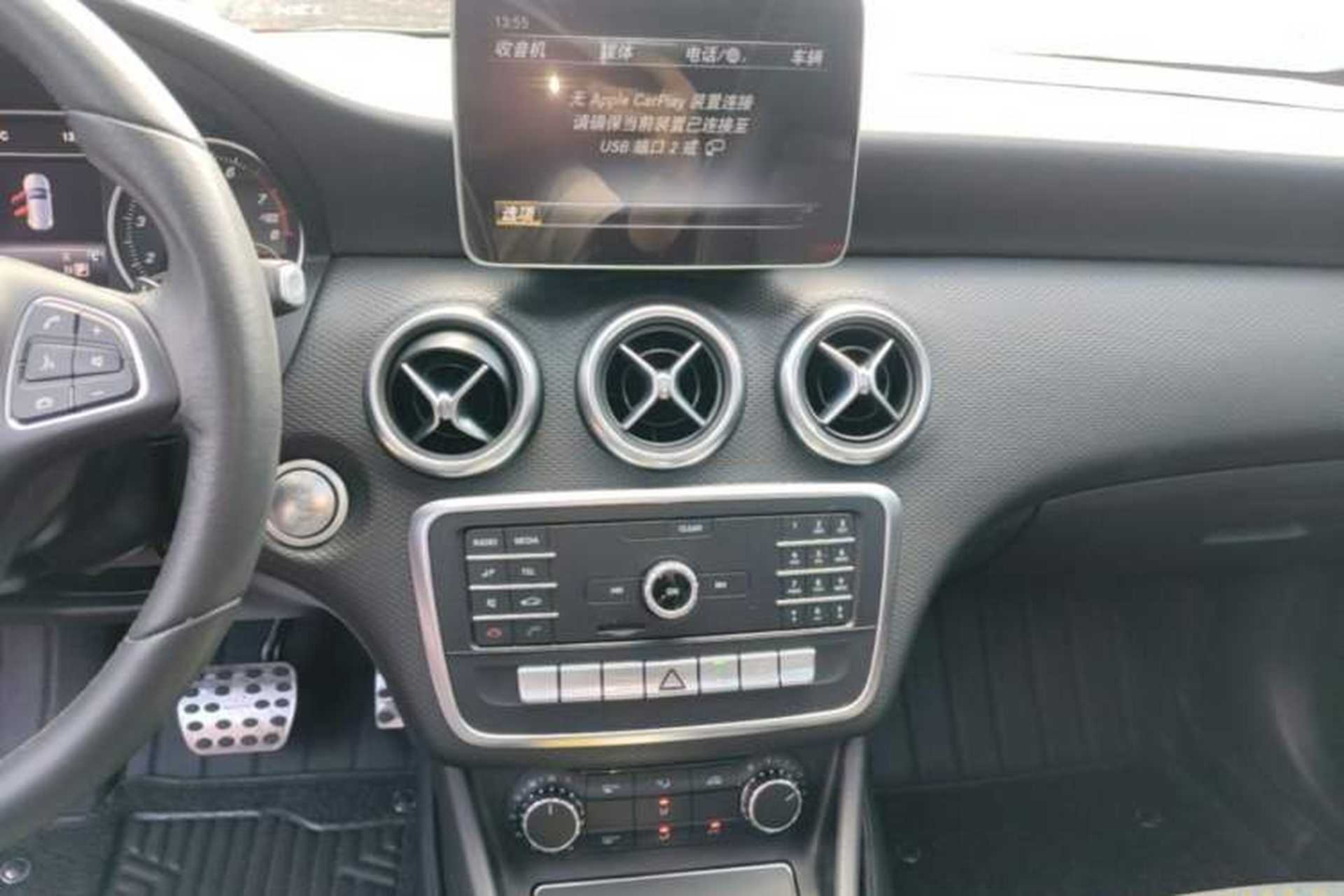 Used Mercedes-Benz A-Class 2018 A 200 Dynamic Edition Audio And AC Panel