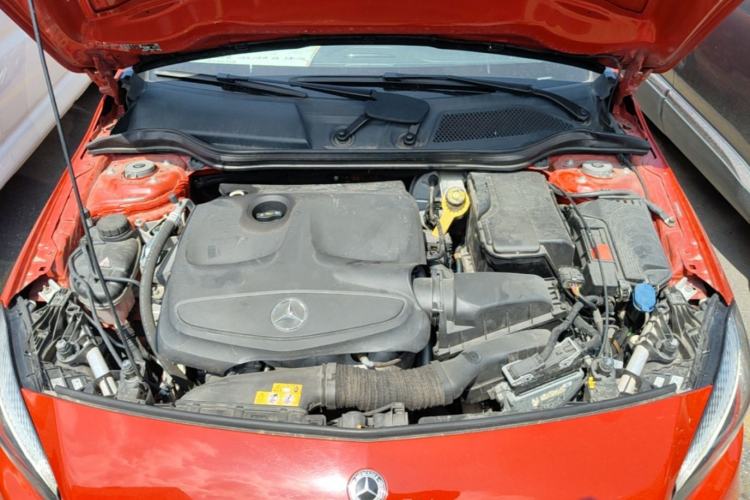 Used Mercedes-Benz A-Class 2018 A 200 Dynamic Edition Engine Bay