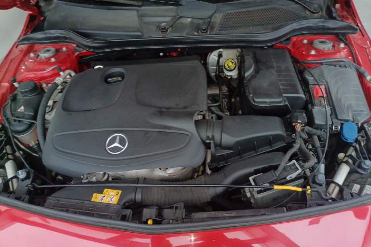 Used Mercedes-Benz A-Class 2018 A 200 Dynamic Edition Engine Bay