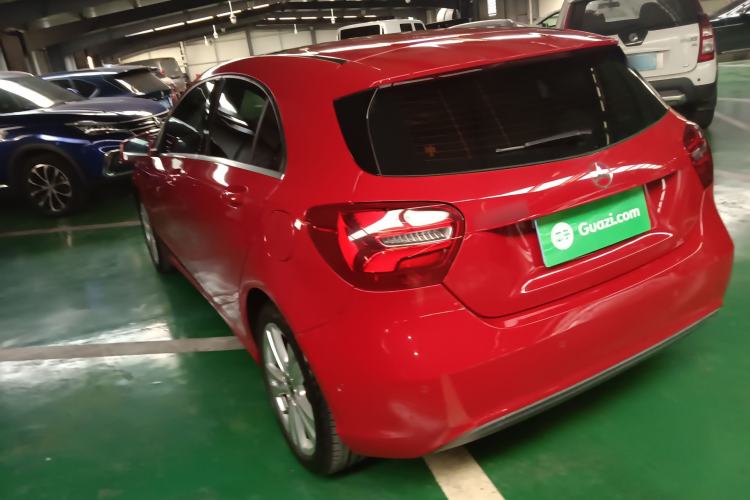 Used Mercedes-Benz A-Class 2018 A 200 Dynamic Edition Exterior 3