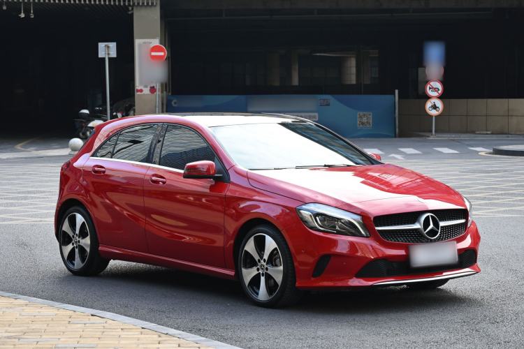 Used Mercedes-Benz A-Class 2018 A 200 Fashion Model Exterior 9