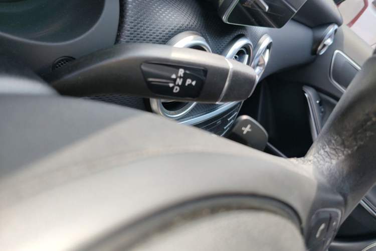 Used Mercedes-Benz A-Class 2018 A 200 Dynamic Edition Gear Lever