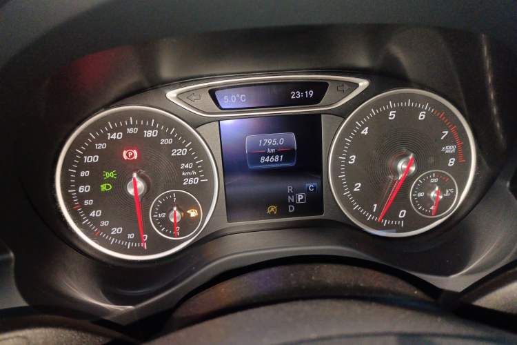 Used Mercedes-Benz A-Class 2018 A 200 Dynamic Edition Instrument Cluster
